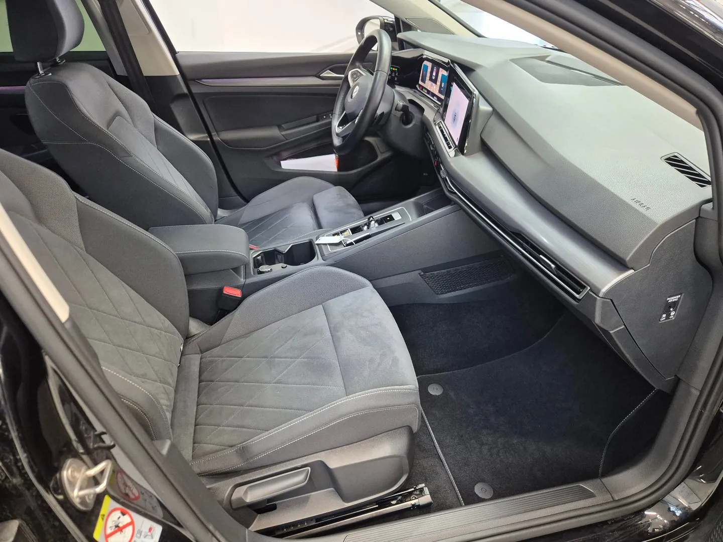Zunanja slika - Volkswagen Golf - Variant Style 2.0 TDI DSG - 10