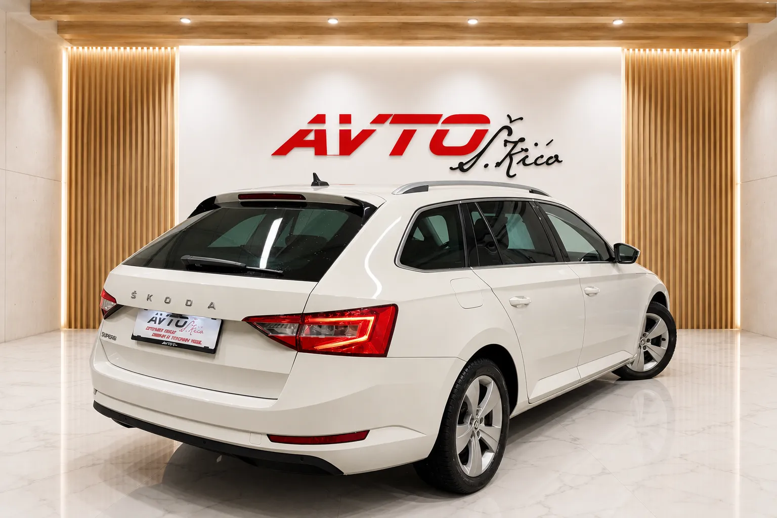 Zunanja slika - Škoda Superb - 2.0 TDI-DSG-SPORT LINE-FULL LED-NAVI-KAMERA-TEMPO - 6