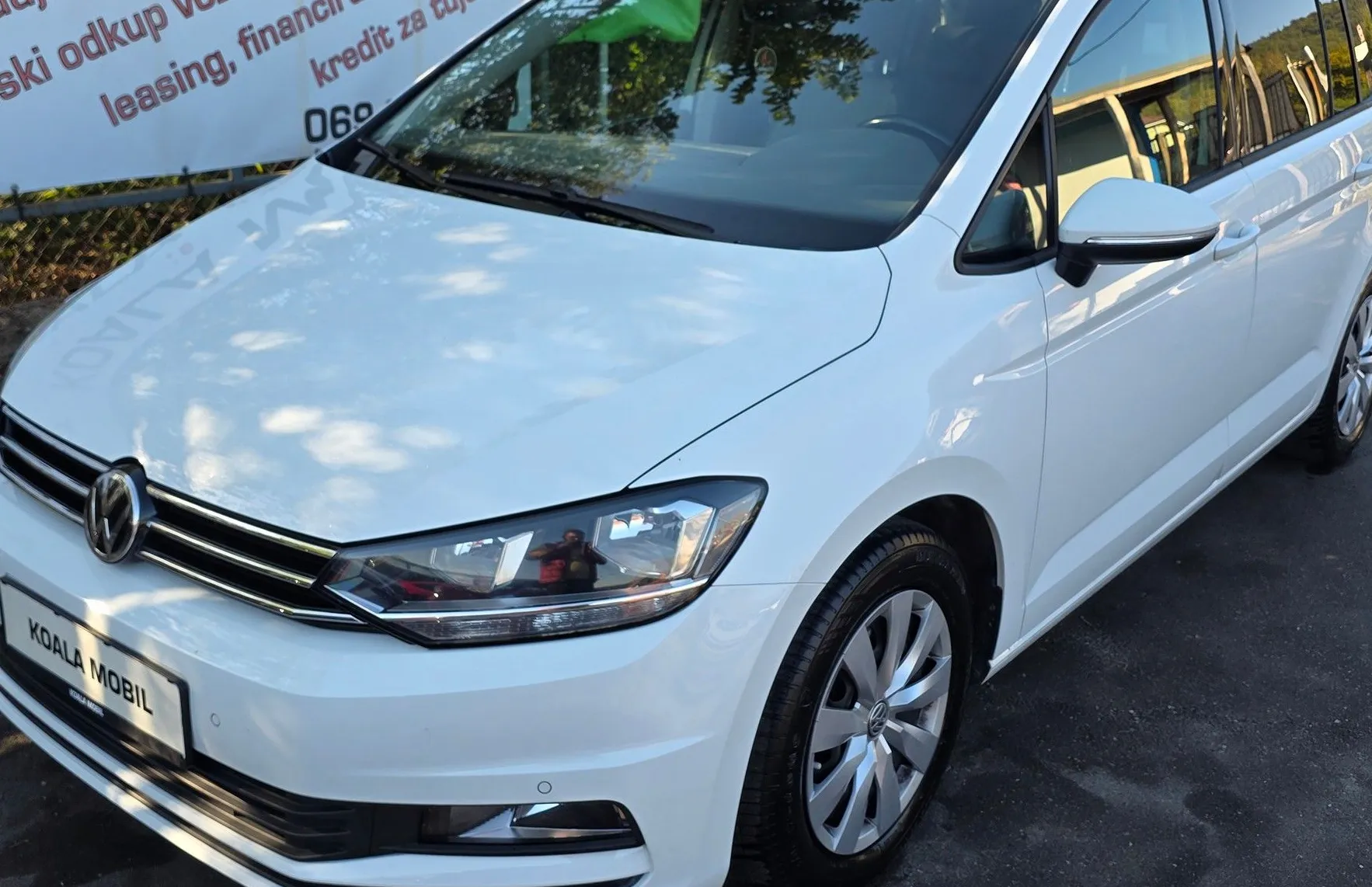 Zunanja slika - Volkswagen Touran - 2.0 TDI BMT HIGHLINE ZASLON-KLIMA-SLOVENSKI-1.LAST - 8