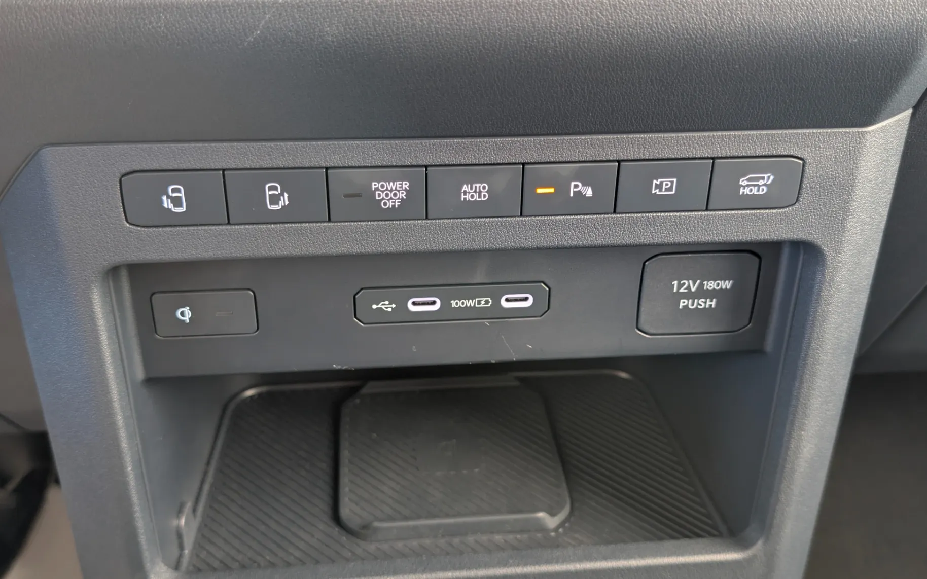Zunanja slika - KIA PV5 Passenger - 71.2 kWh baterija 120 kW 163 KS Quantum - 11