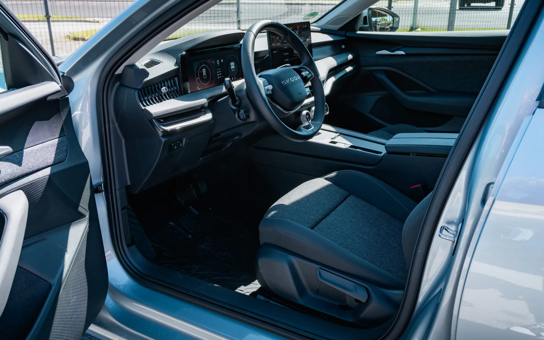 Notranja slika - Škoda Superb - Combi 2.0 TDI AUT. - 9