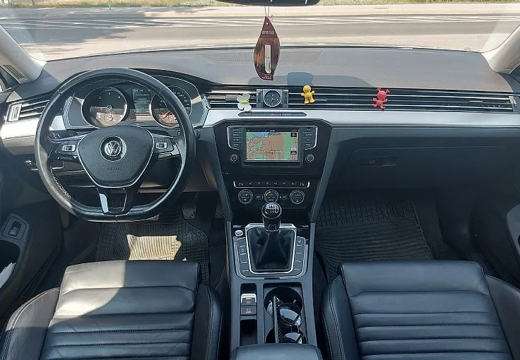 Zunanja slika - Volkswagen Passat - Variant 2.0 TDI BMT Highline ACC KAMERA USNJE MEMORY - 9