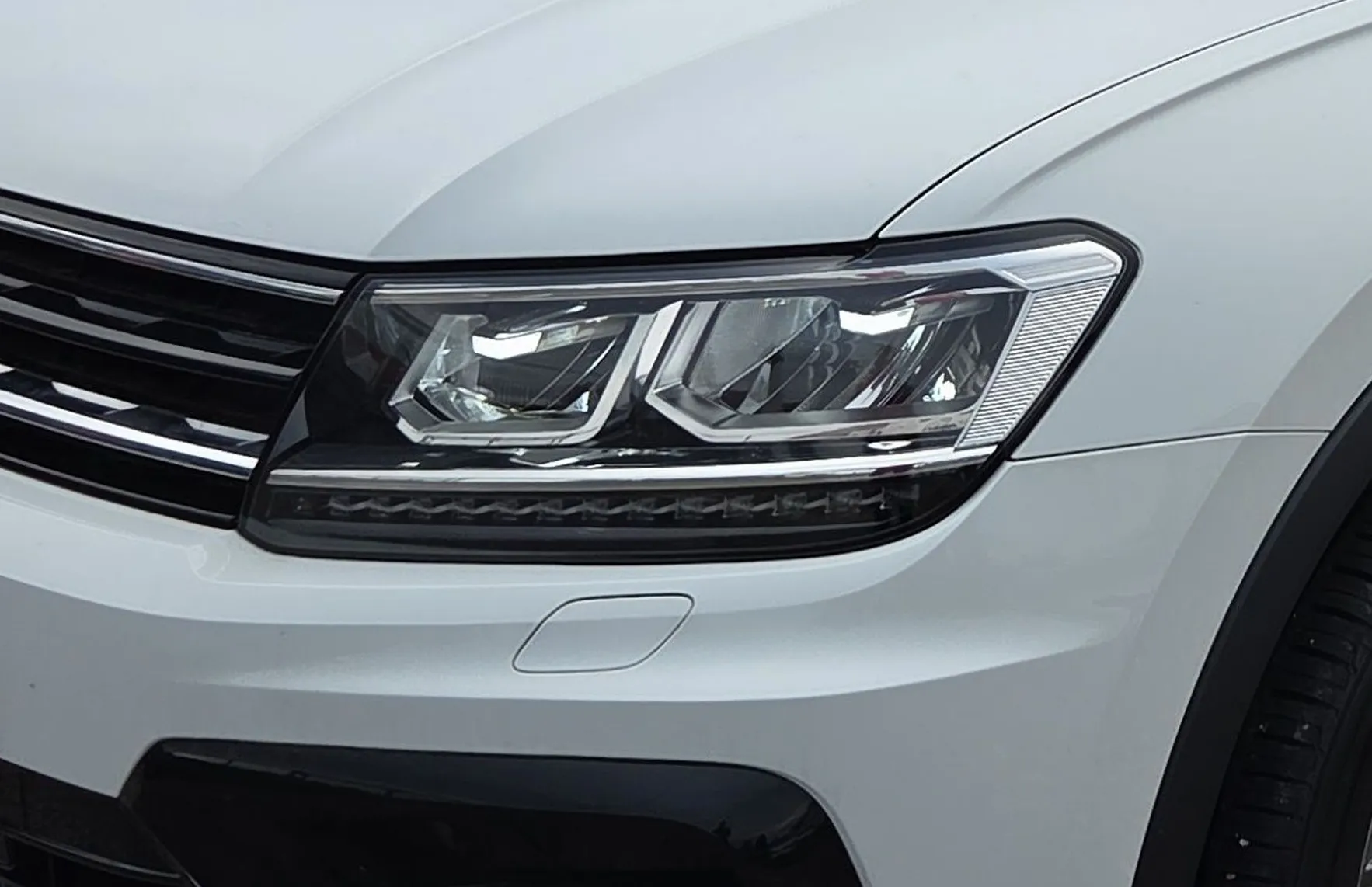 Zunanja slika - VW Tiguan - 2.0 TDI SCR 4MOTION BMT R-Line .rezerviran - 5