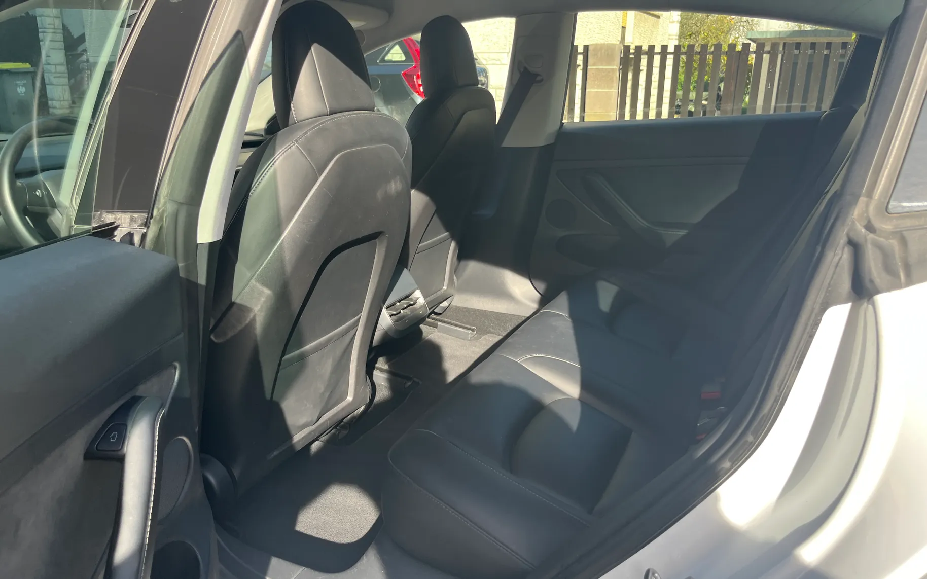 Notranja slika - Tesla Model 3 - 3D3 / 3D7 - 11