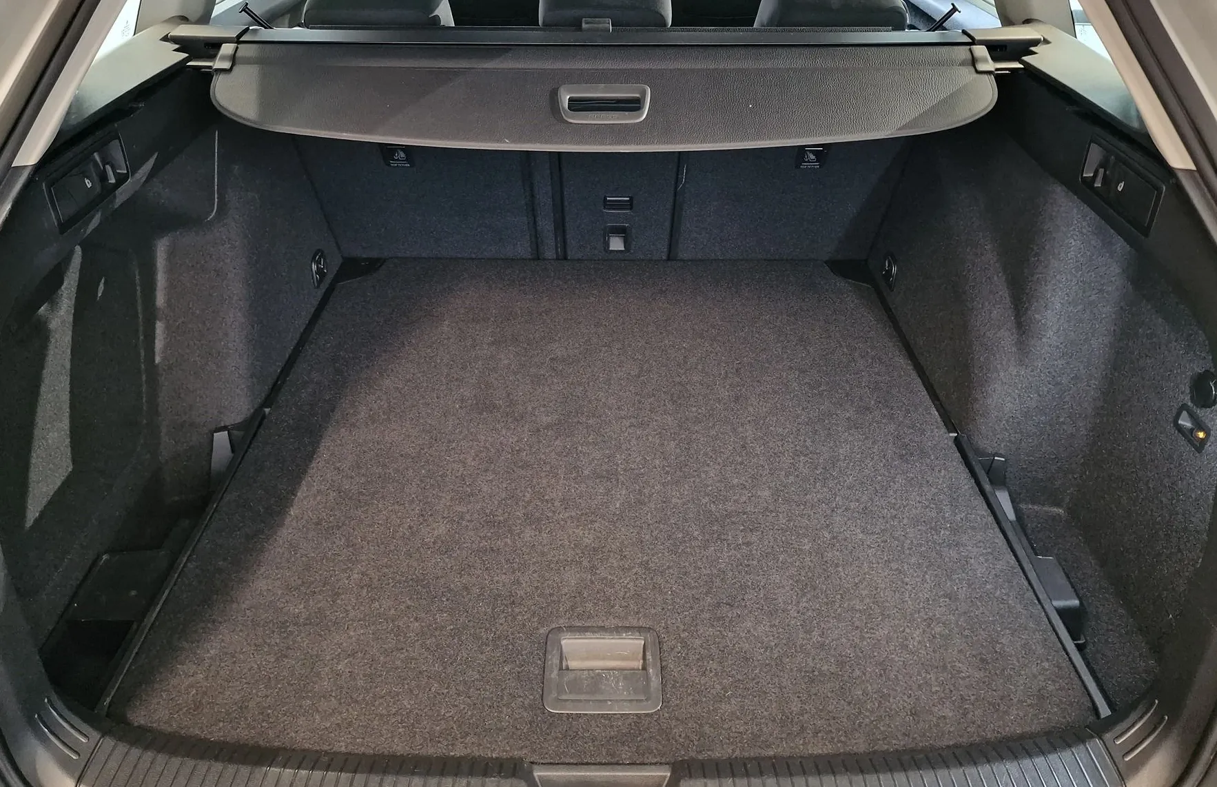 Zunanja slika - VW Golf - Variant 2.0 TDI DAB|NAVI|LED|PDC|KLJUKA|AMBIENT|VIRTUAL - 7