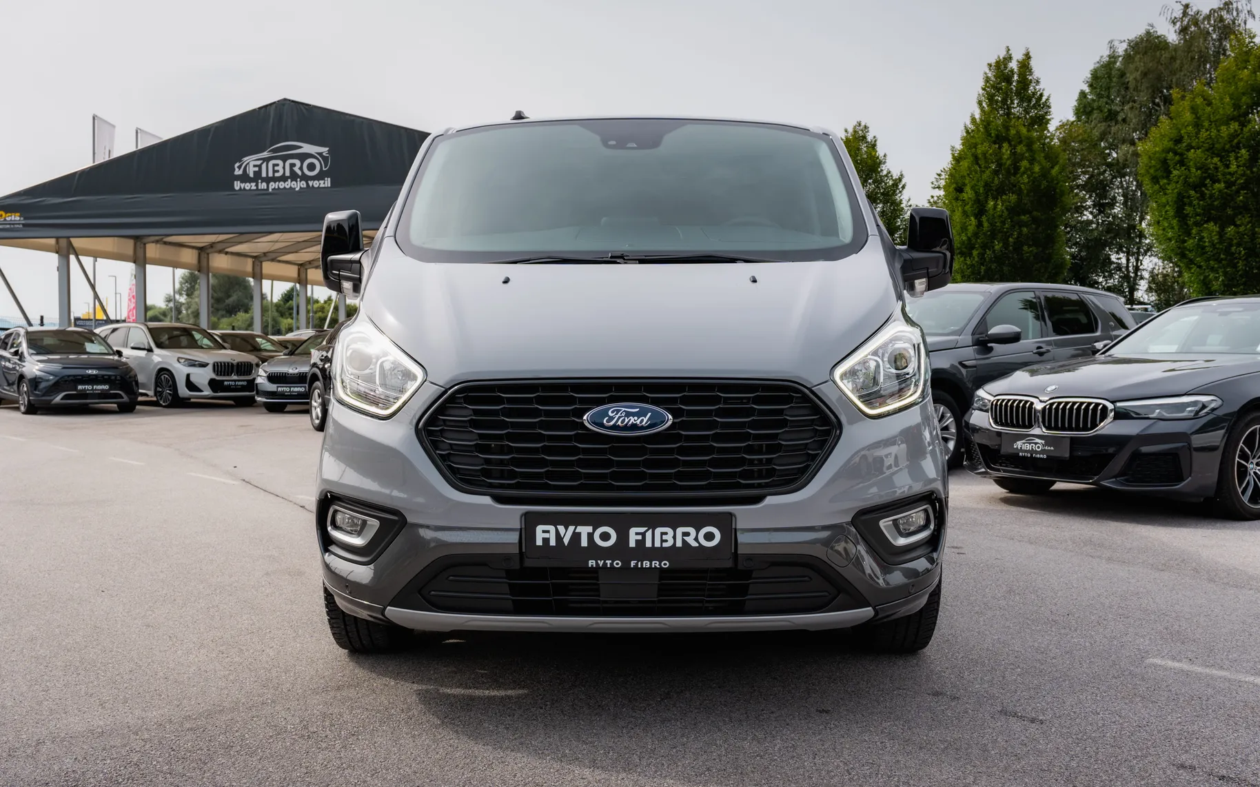 Zunanja slika - Ford Tourneo - Custom - 2