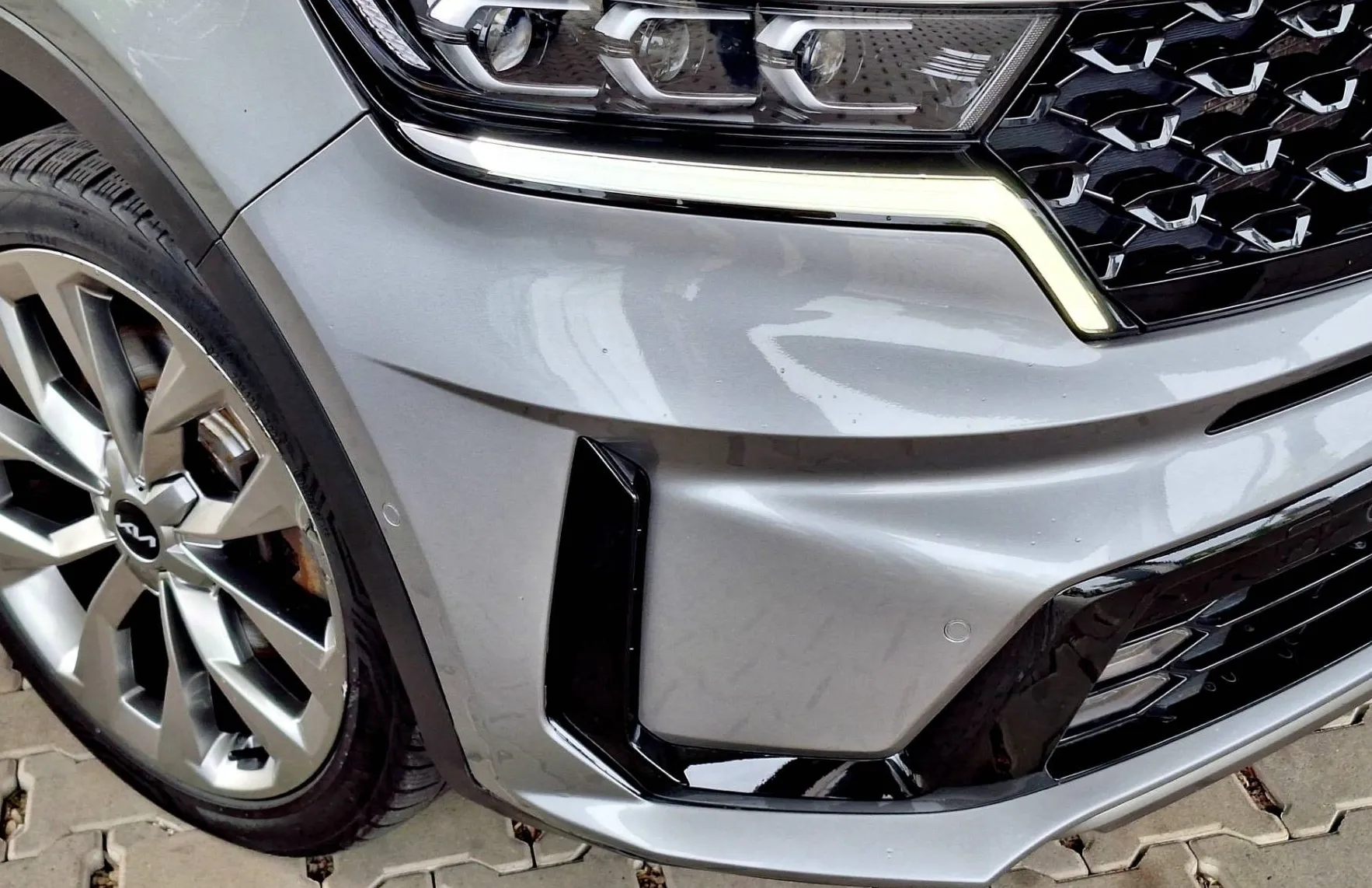 Zunanja slika - KIA Sorento - 2.2 CRDi AWD Limited•KAM360•HUD•VL.KLJUKA•ACC•DAB• - 6