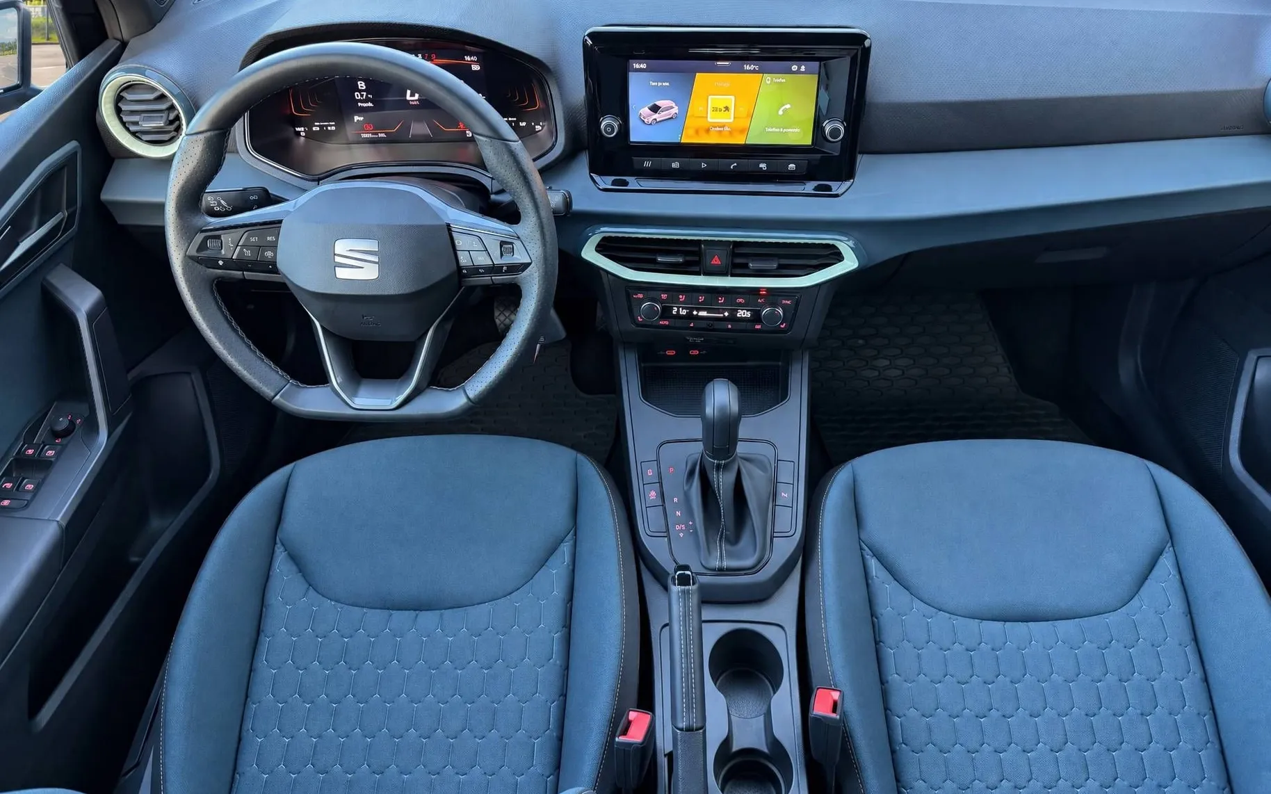 Notranja slika - Seat Ibiza - 1.0 TSI Style DSG-SLO-ACC-PDC-Vzvratna kamera - 10