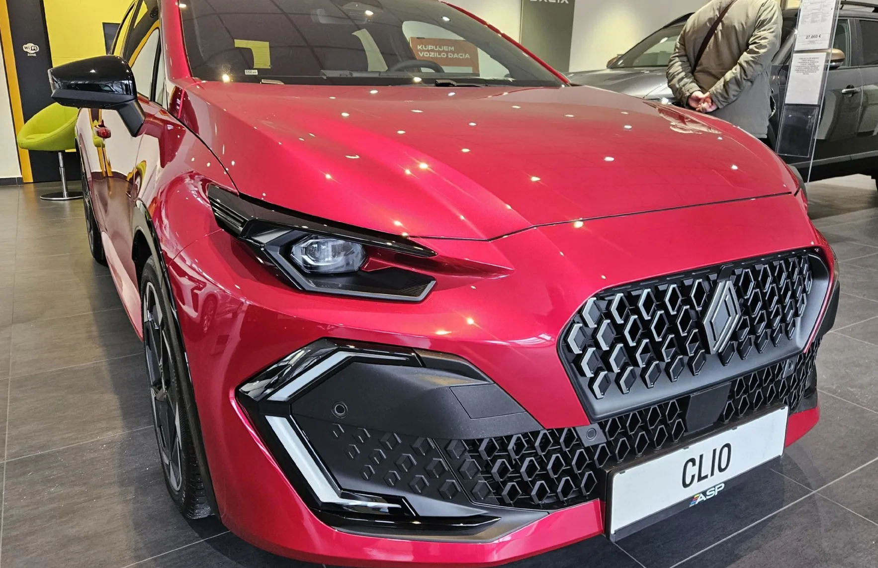 Zunanja slika - Renault Clio - techno TCE 115 - 1
