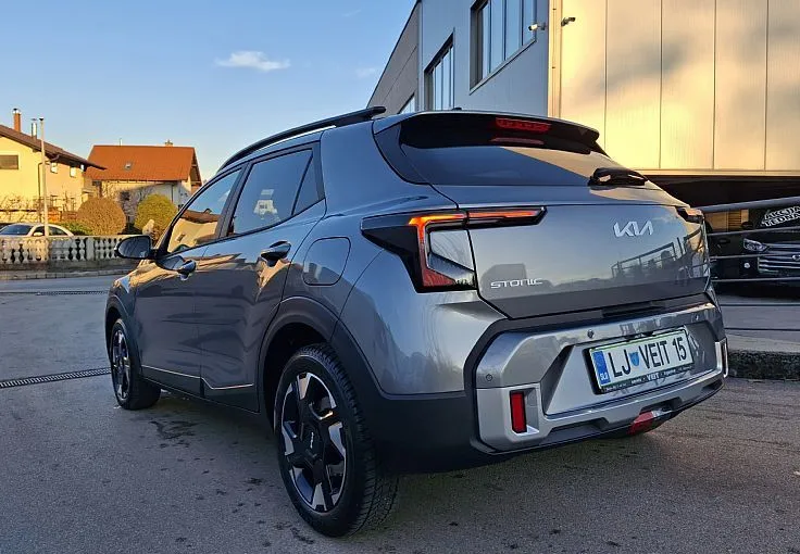 Zunanja slika - KIA Stonic - 1.0 LP  EX  Pulse M T - 6