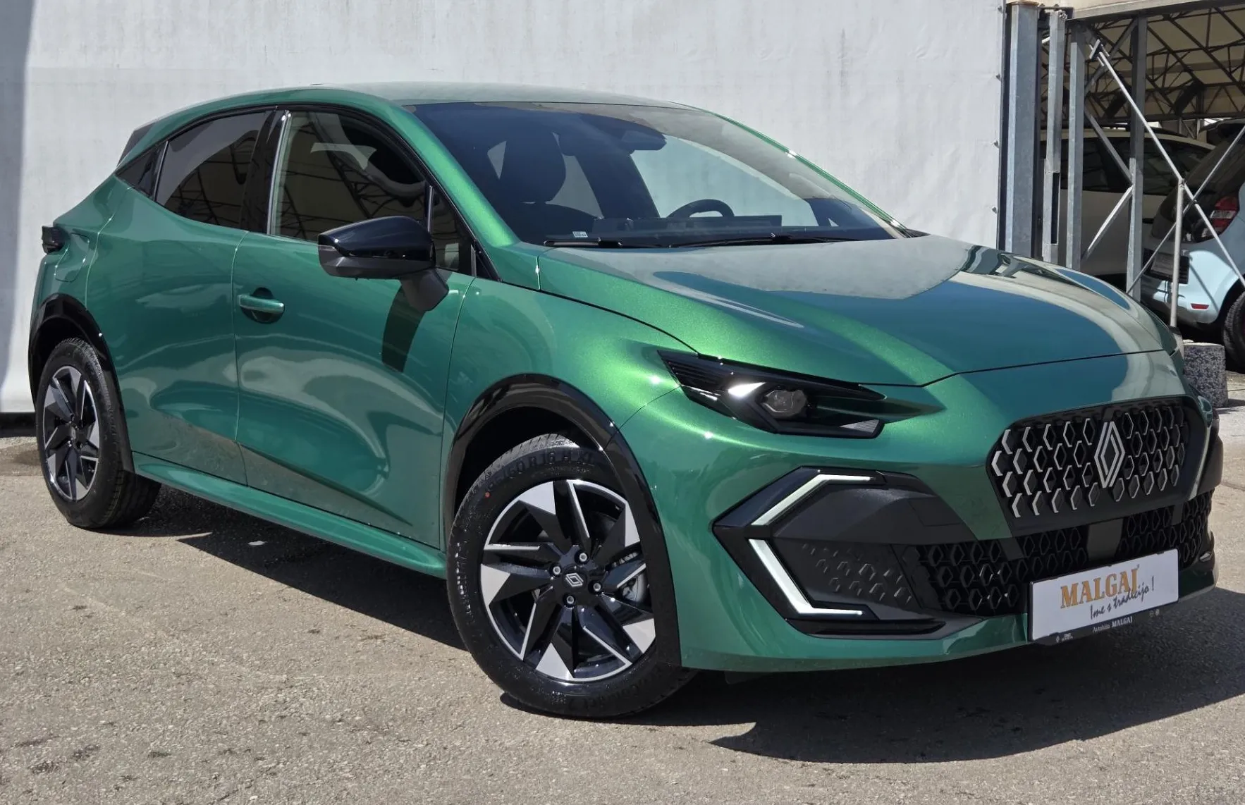 Zunanja slika - Renault Clio - 6 Techno TCE115+Varnost,Parkiranje - 3