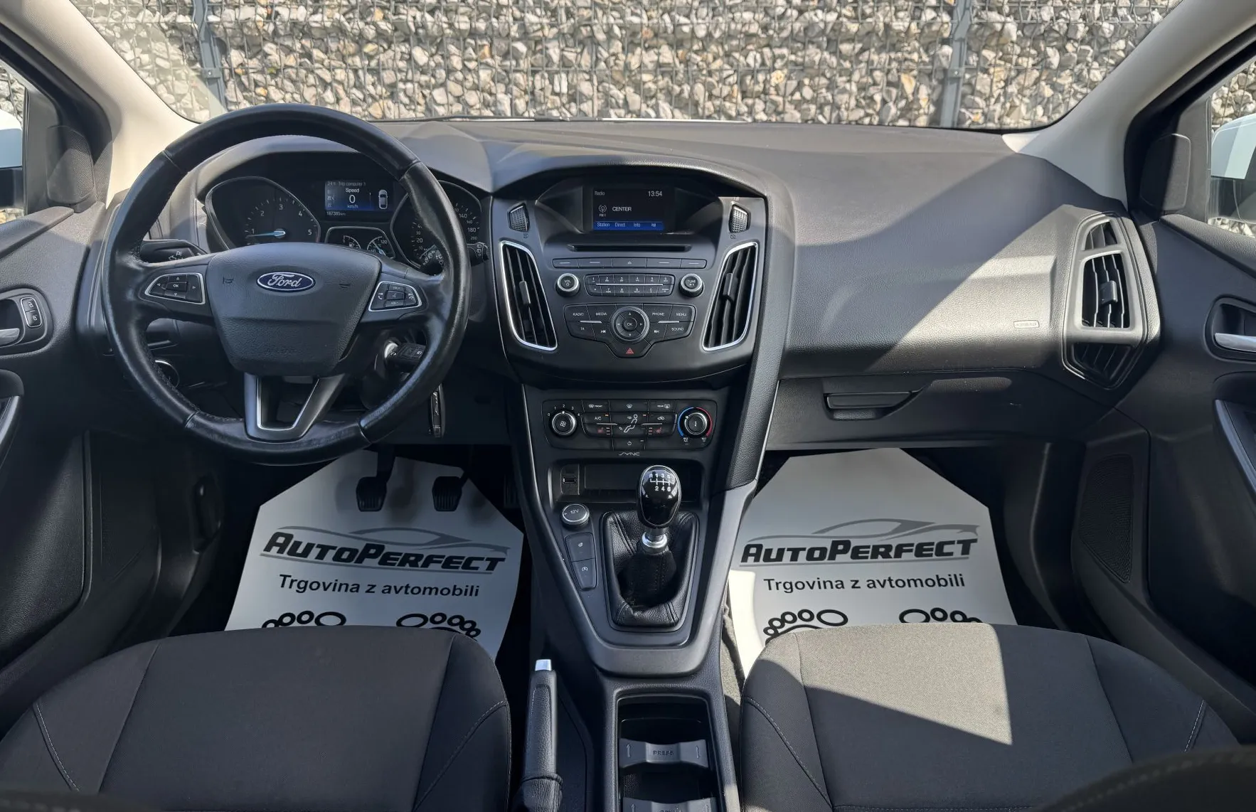 Zunanja slika - Ford Focus - 1.5 TDCi |Gr.sed|Gr.Vol|PDC|1.Last| Hitri kredit.. - 10