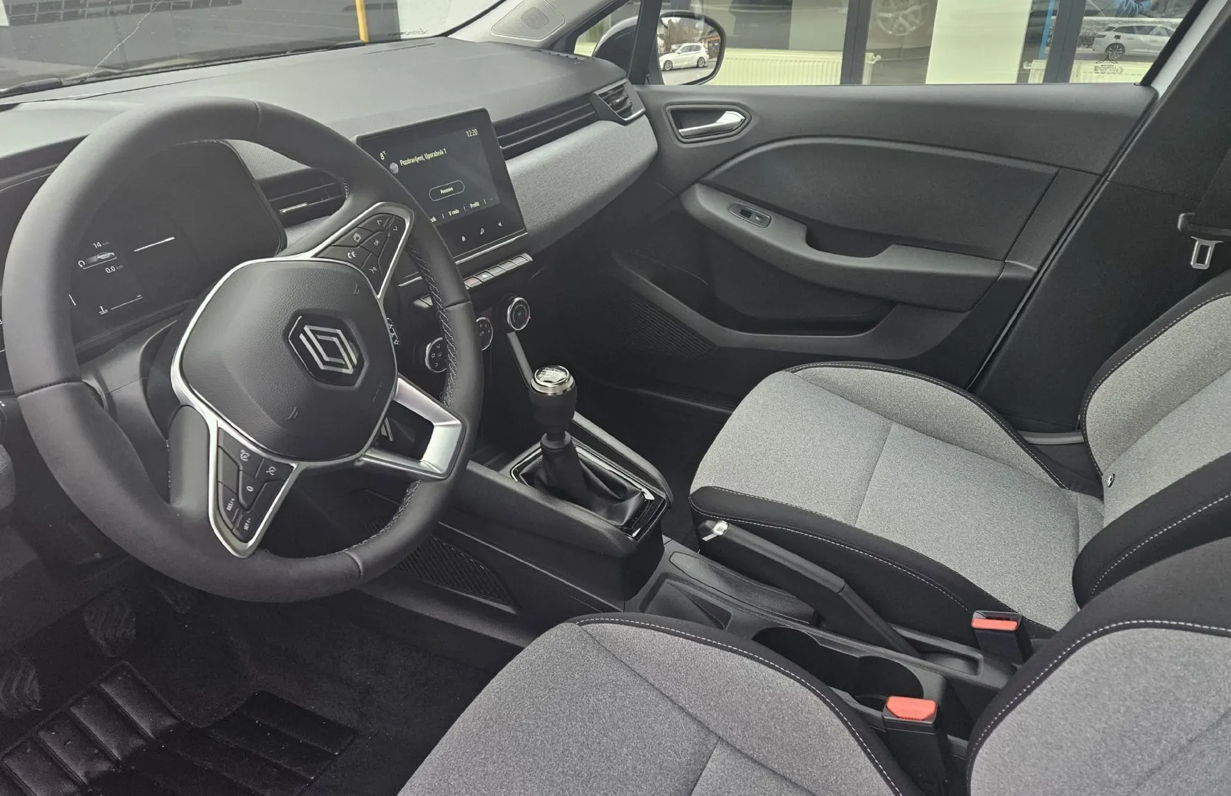 Zunanja slika - Renault Clio - Evolution dCi 100 + gretje sedežev - 5