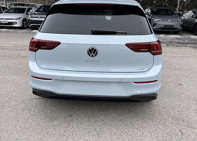 Zunanja slika - VW Golf - 1.5 eTSI avt. 4ALL 85  116 - 4