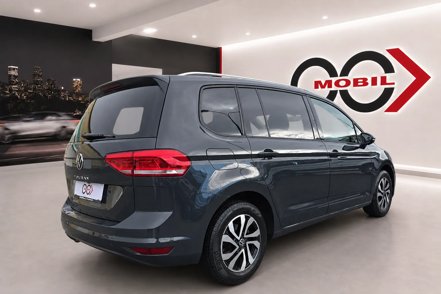 Zunanja slika - Volkswagen Touran - 2.0 TDI Active DSG - LED.virtual.kamera.navi.asi.. - 5