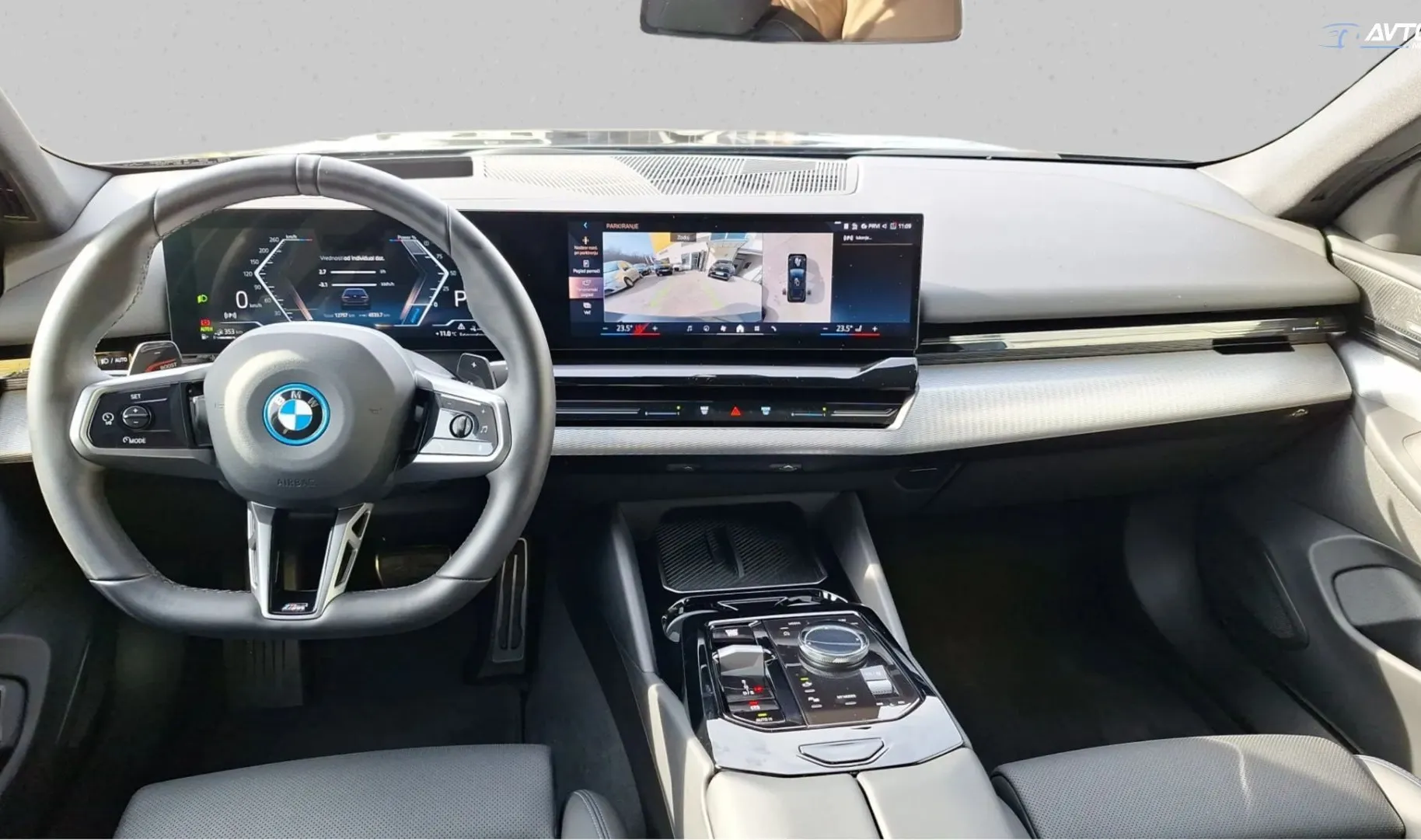 Zunanja slika - BMW Serija 5 - 530e xDrive Touring - 7
