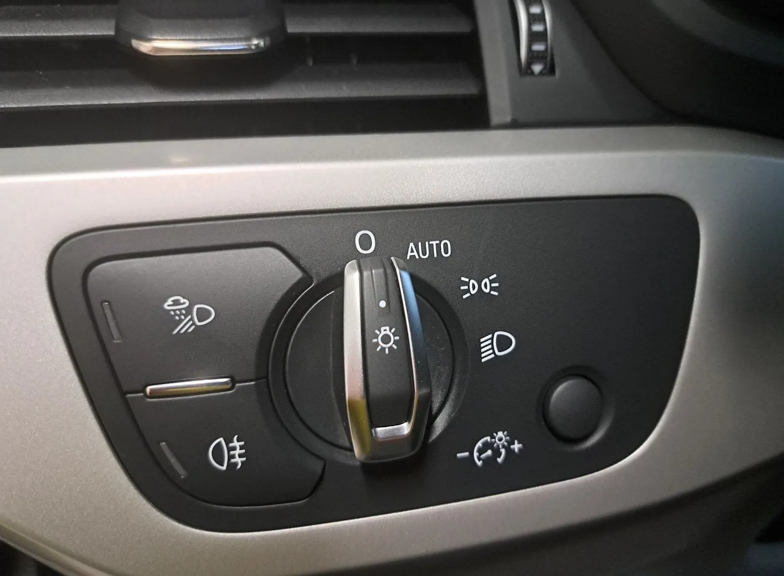 Zunanja slika - Audi A4 - Avant 40 TDI quattro S tronic SPORT Z ENOLETNIM JAMSTVOM - 15