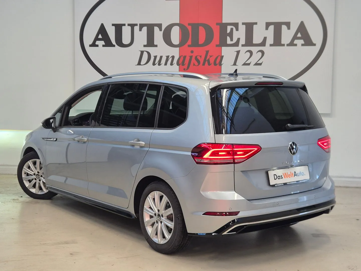 Zunanja slika - Volkswagen Touran - R-Line Edition 1.5 TSI DSG - 4
