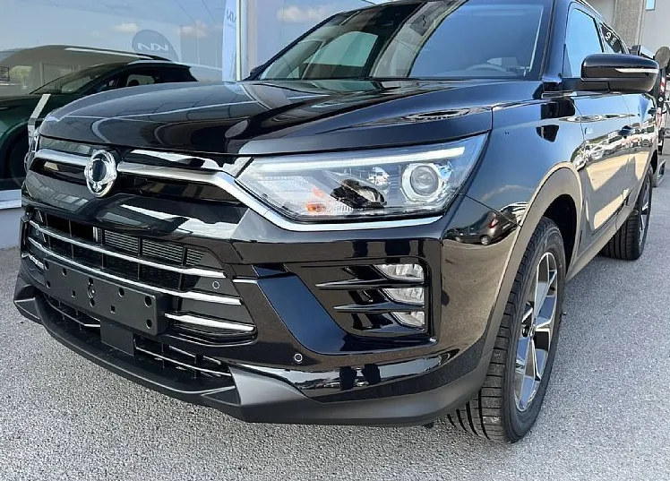 Zunanja slika - SsangYong Korando - 1.5 T-GDI Premium 4WD M T - 1