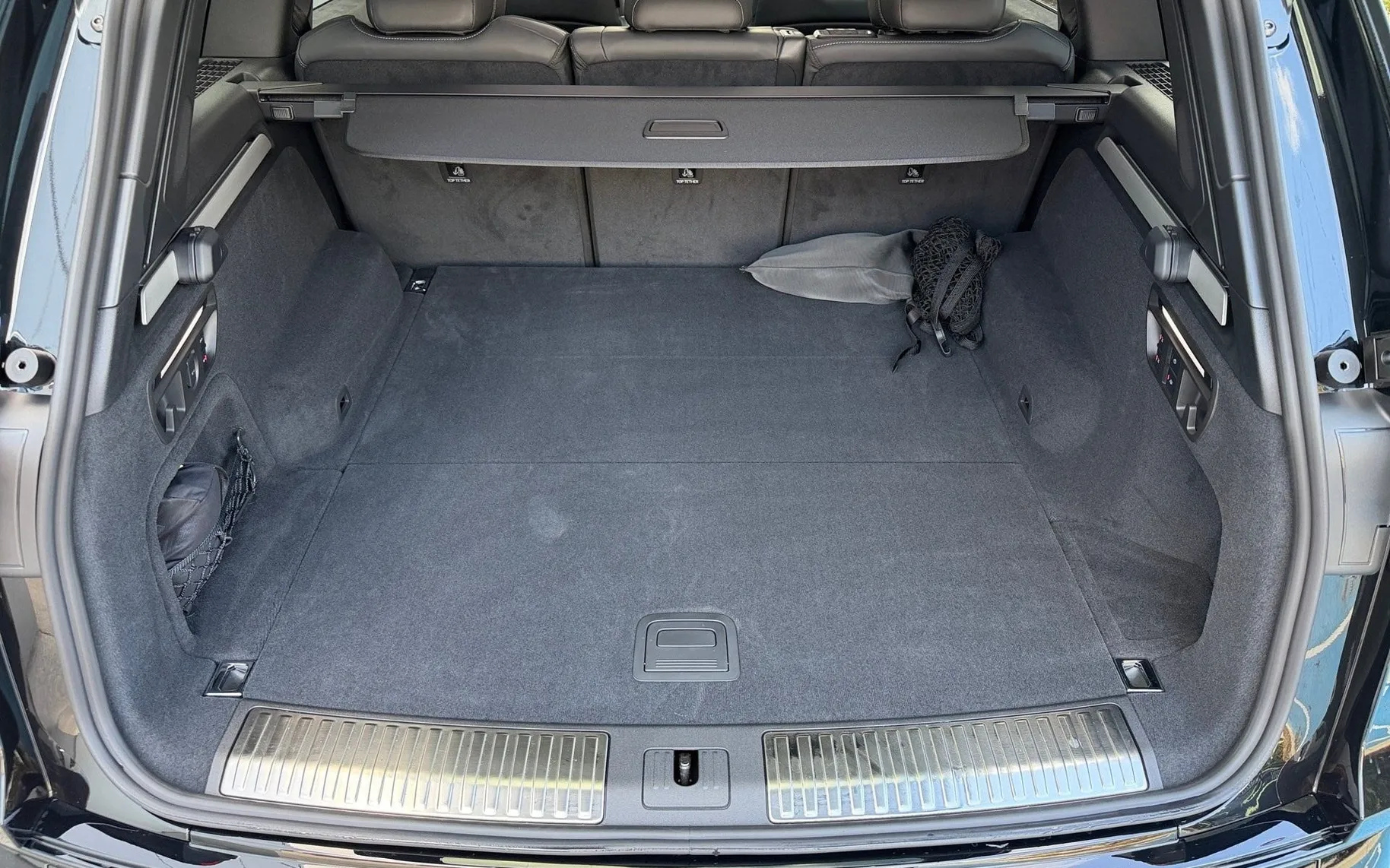 Notranja slika - Audi Q7 - TDI quattro 220 kW - 12