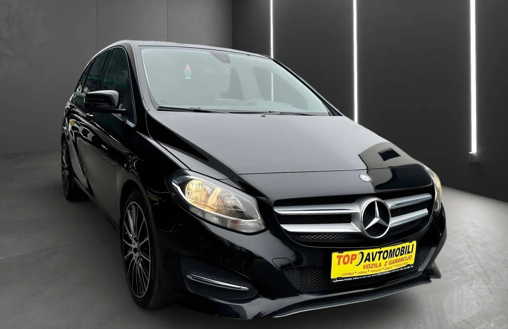 Zunanja slika - Mercedes-Benz B-Razred - B180d NAVI TEMP KAM KLJUKA PDC MOŽNOST BREZ POLO.. - 11