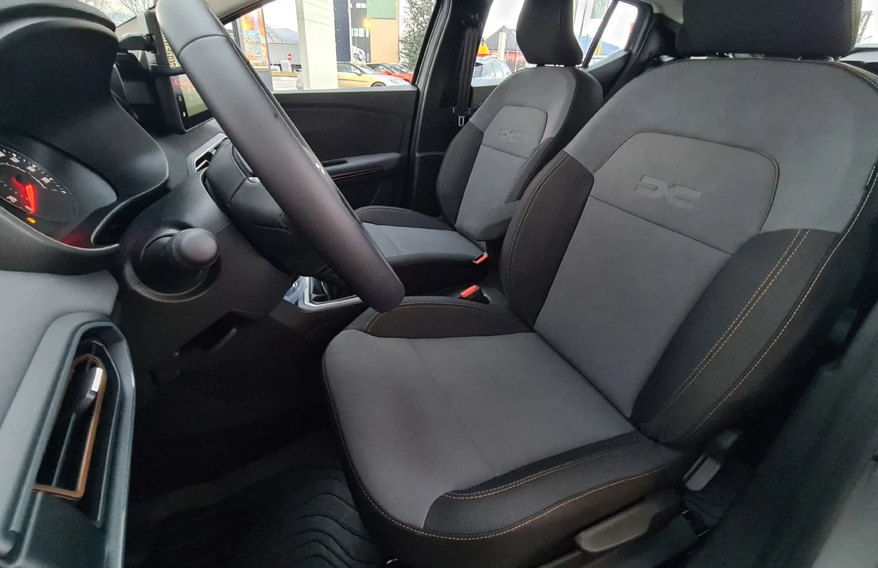 Zunanja slika - Dacia Sandero - 1.0 TCe 110 Stepway Extreme - 9