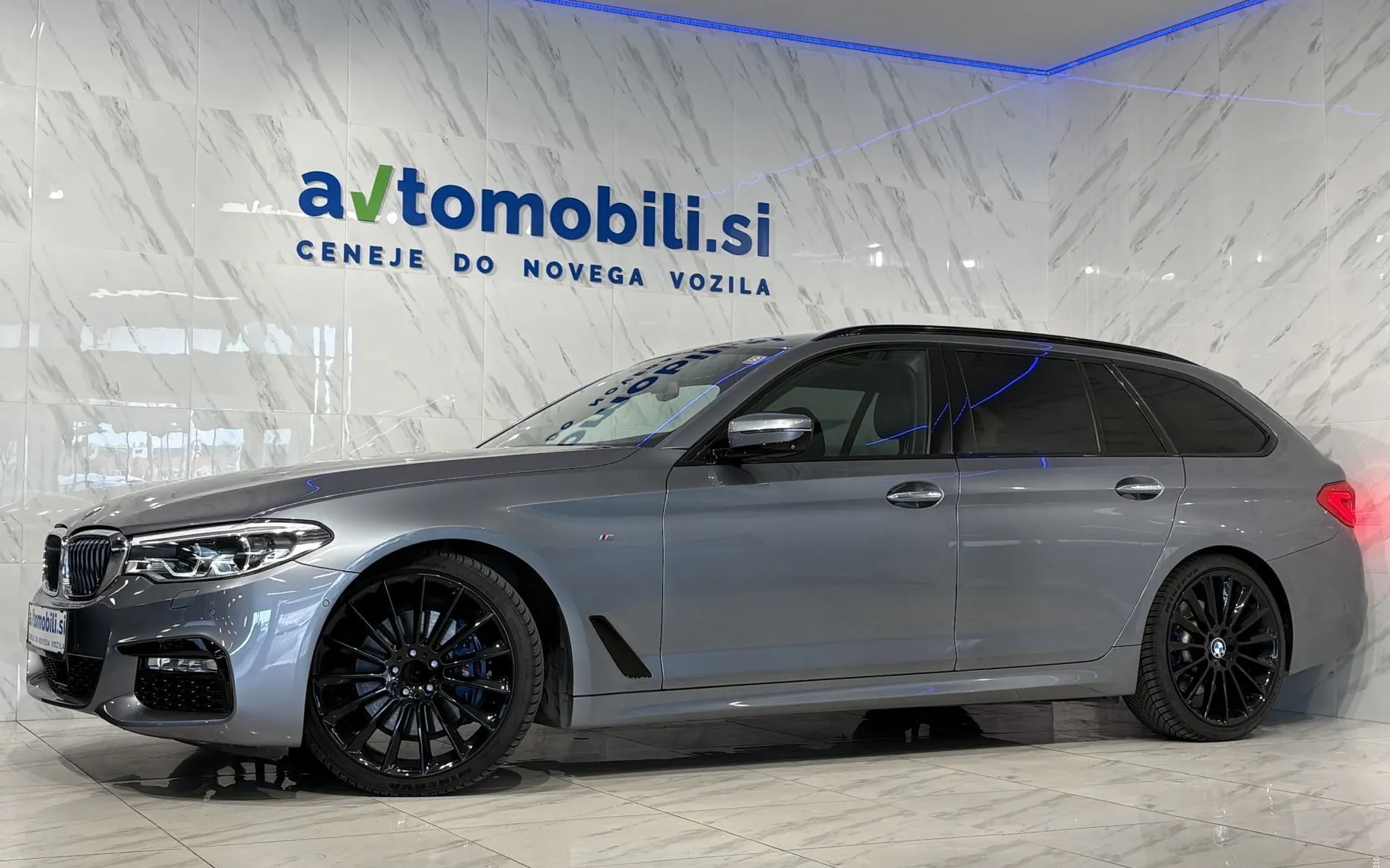 Zunanja slika - BMW serija 5 Touring: - 530d|xD|M|ACC|Laser|360K|HUD|BW|NightV|Zračno|TV| - 2