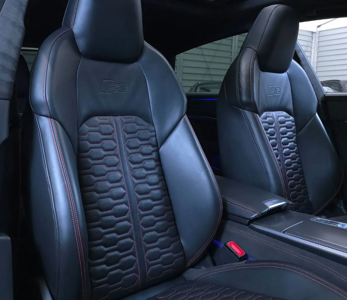 Zunanja slika - Audi RS7 - KERAMIKA - KARBON - PANO - NIGHT VISION - KAMERA.. - 13