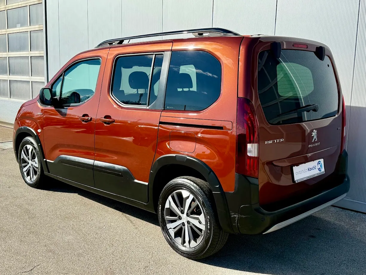 Zunanja slika - Peugeot Rifter - GT LINE L1 1.5 BLUEHDI 130 EAT8 - 3