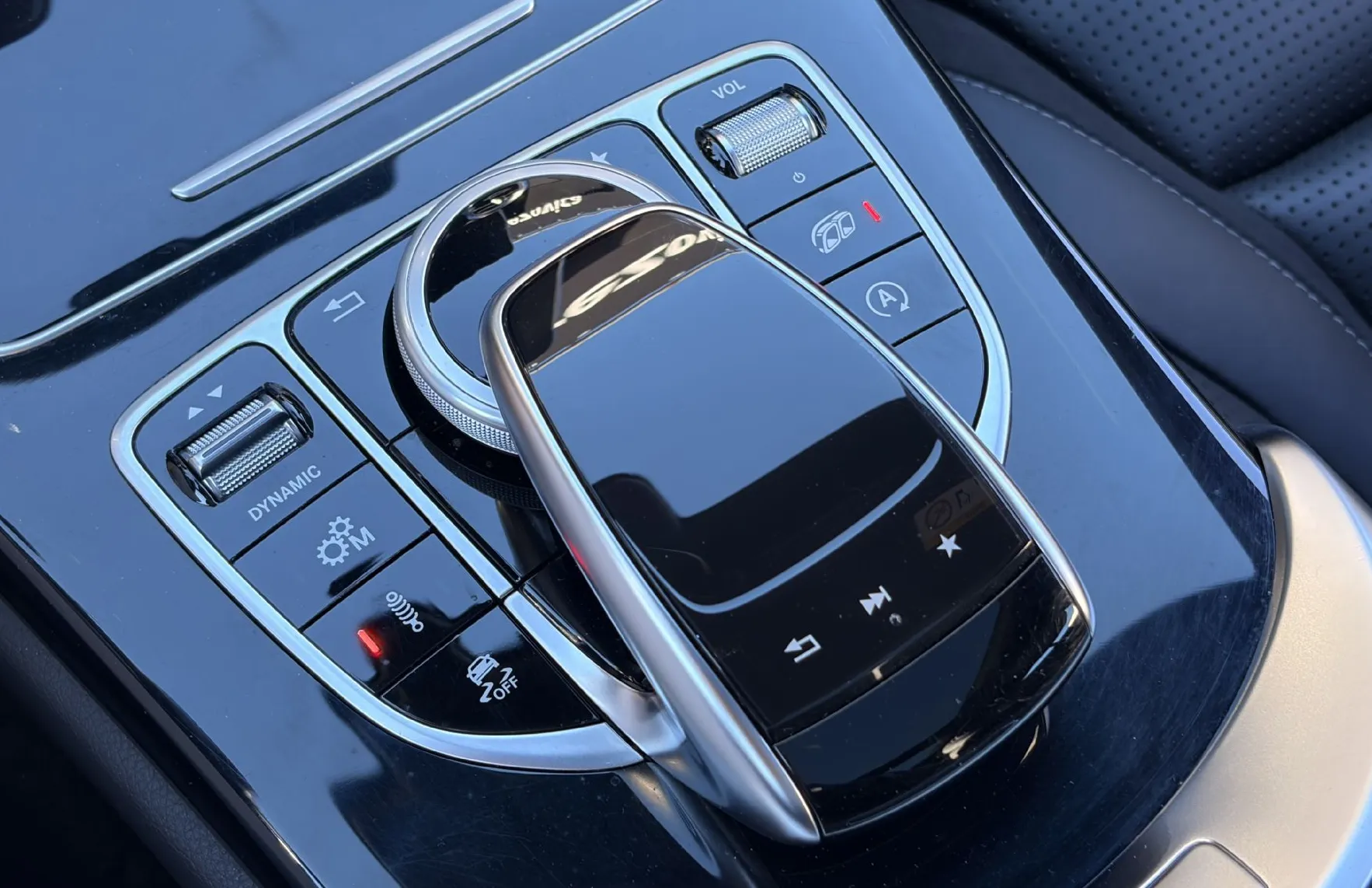 Zunanja slika - Mercedes-Benz C-Razred - Mercedes-AMG C 63 Head-Up. 360 kamera. Asistenti. - 17