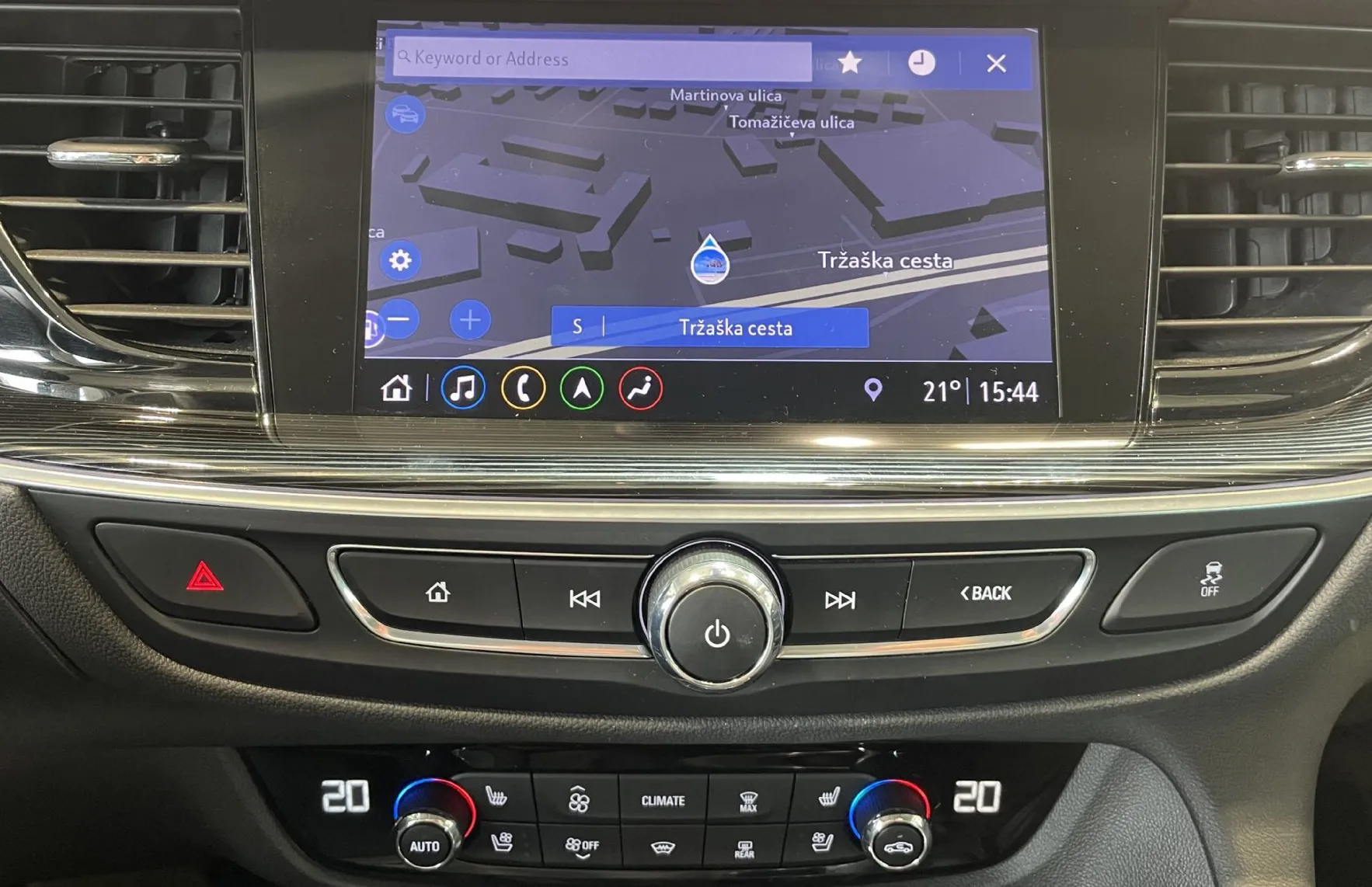 Zunanja slika - Opel Insignia - 1LAST-NAVI-360KAM-HLAJENJE-KEYLESS-RADAR-LED-USNJE - 18