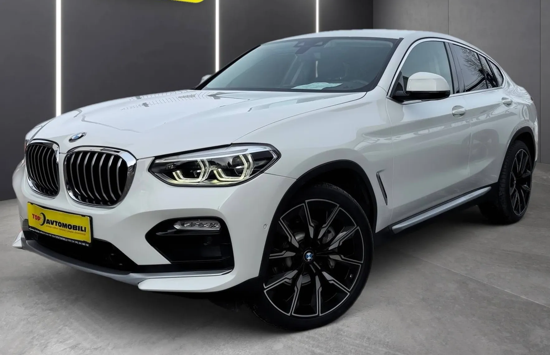 Zunanja slika - BMW X4 - serija : xDrive30d X LINE ADAPTIVE LED KAMERA NAVI PDC ... - 1