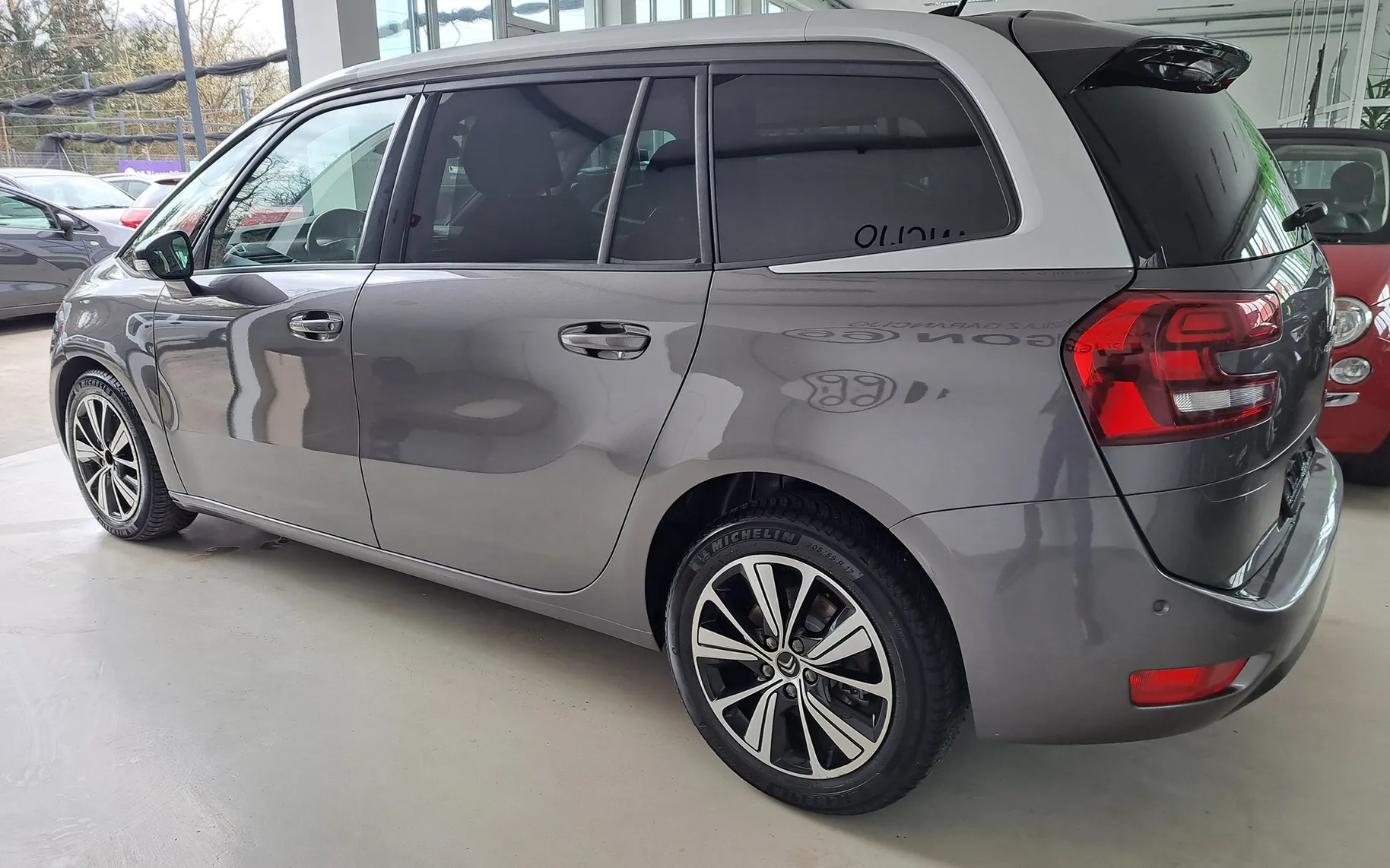 Zunanja slika - Citroën C4 - Grand Spacetourer - 6