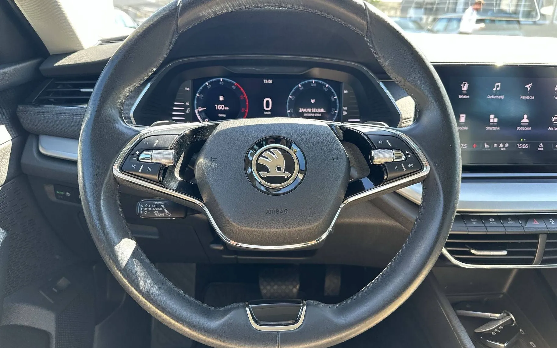 Notranja slika - Škoda Octavia - Combi 2.0 TDI Style DSG MATRIX, ACC, KAMERA - 14