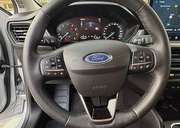 Zunanja slika - Ford Focus - 1.0 EcoBoost 125KM - SLO.VOZILO - samo  8901km - 9