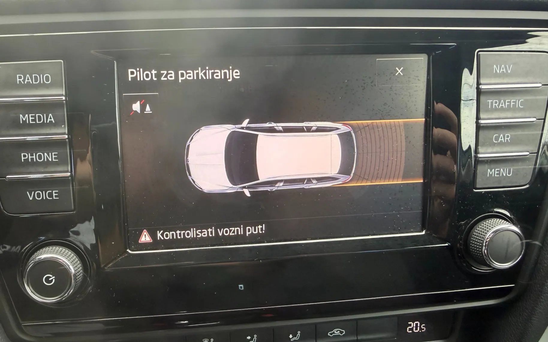 Zunanja slika - Škoda Octavia - Combi 2,0 TDI L&K - 15
