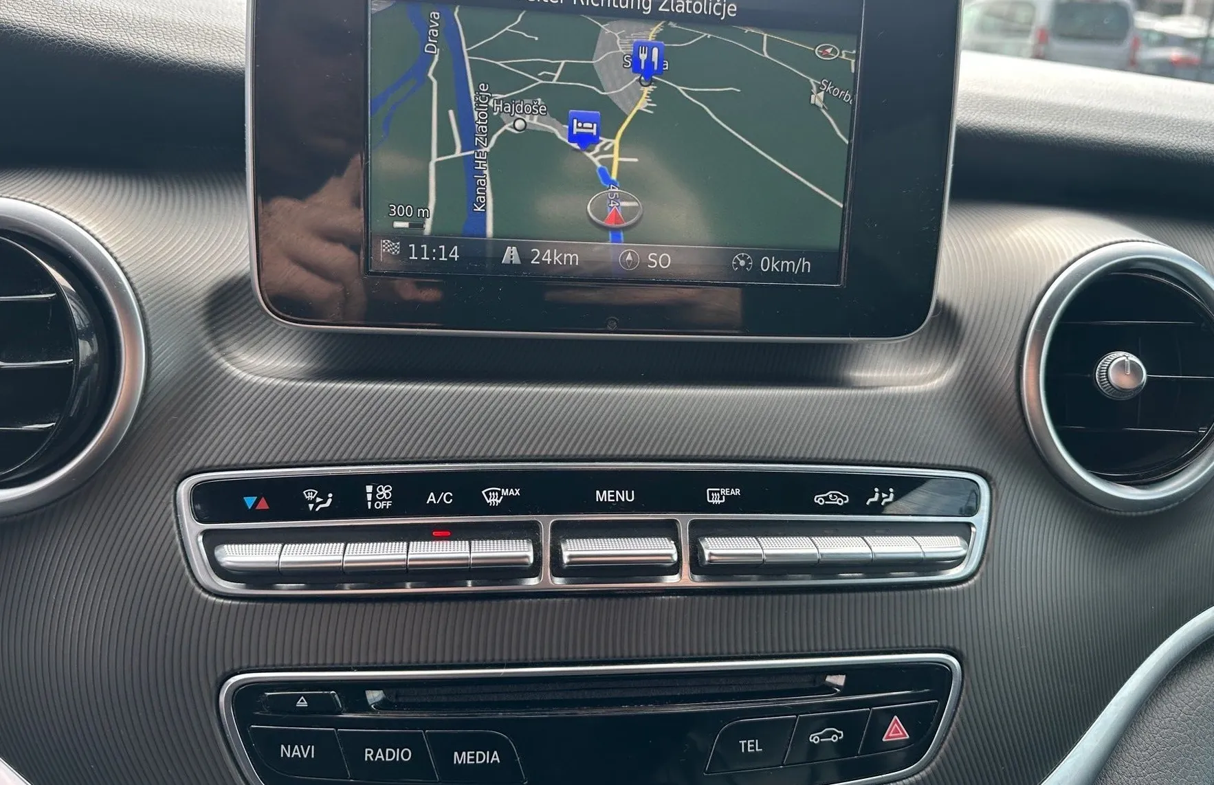 Zunanja slika - Mercedes-Benz V-Razred - V 250d AVANTGARDE DOLGI LINE ASSIST NAVI PDC KAM - 18