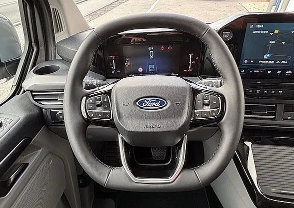 Zunanja slika - Ford Tourneo - Custom TITANIUM X 2.5 HYBRID 232KM PHEV L2H1 -DOBAVA FEB. - 11