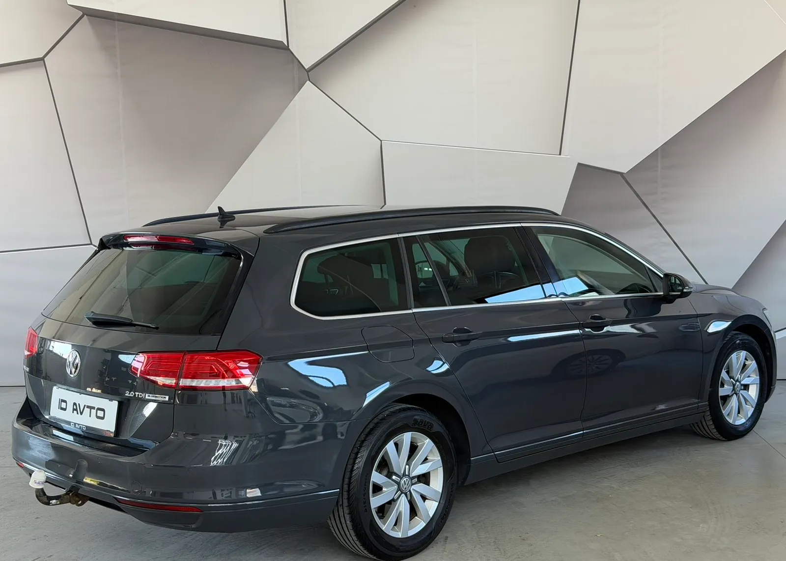 Zunanja slika - Volkswagen Passat - Variant 2,0 TDI BMT Highline - 4