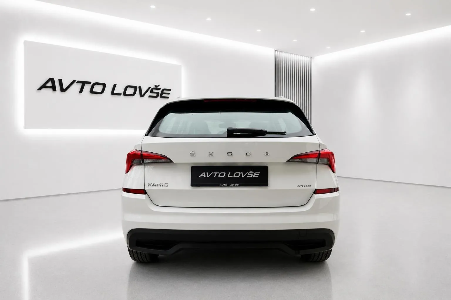 Zunanja slika - Škoda Kamiq - 1.0 TSI Active-1 LASTNICA- 4833 km-ODLIČNA - 6