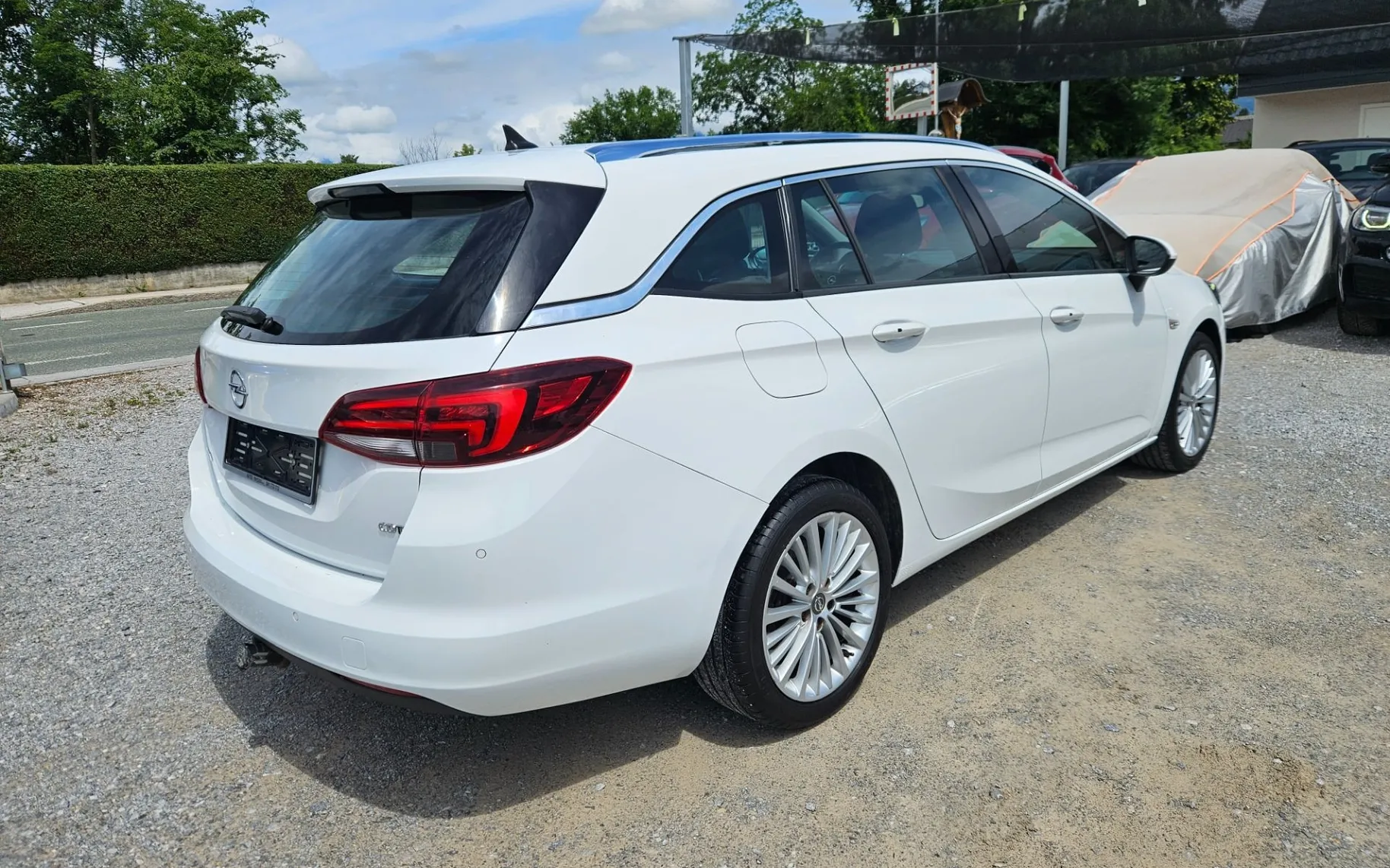 Zunanja slika - Opel Astra - Tourer 1.6 CDTI  Innovation 1.LASTNIK SLO NAVI L.. - 4