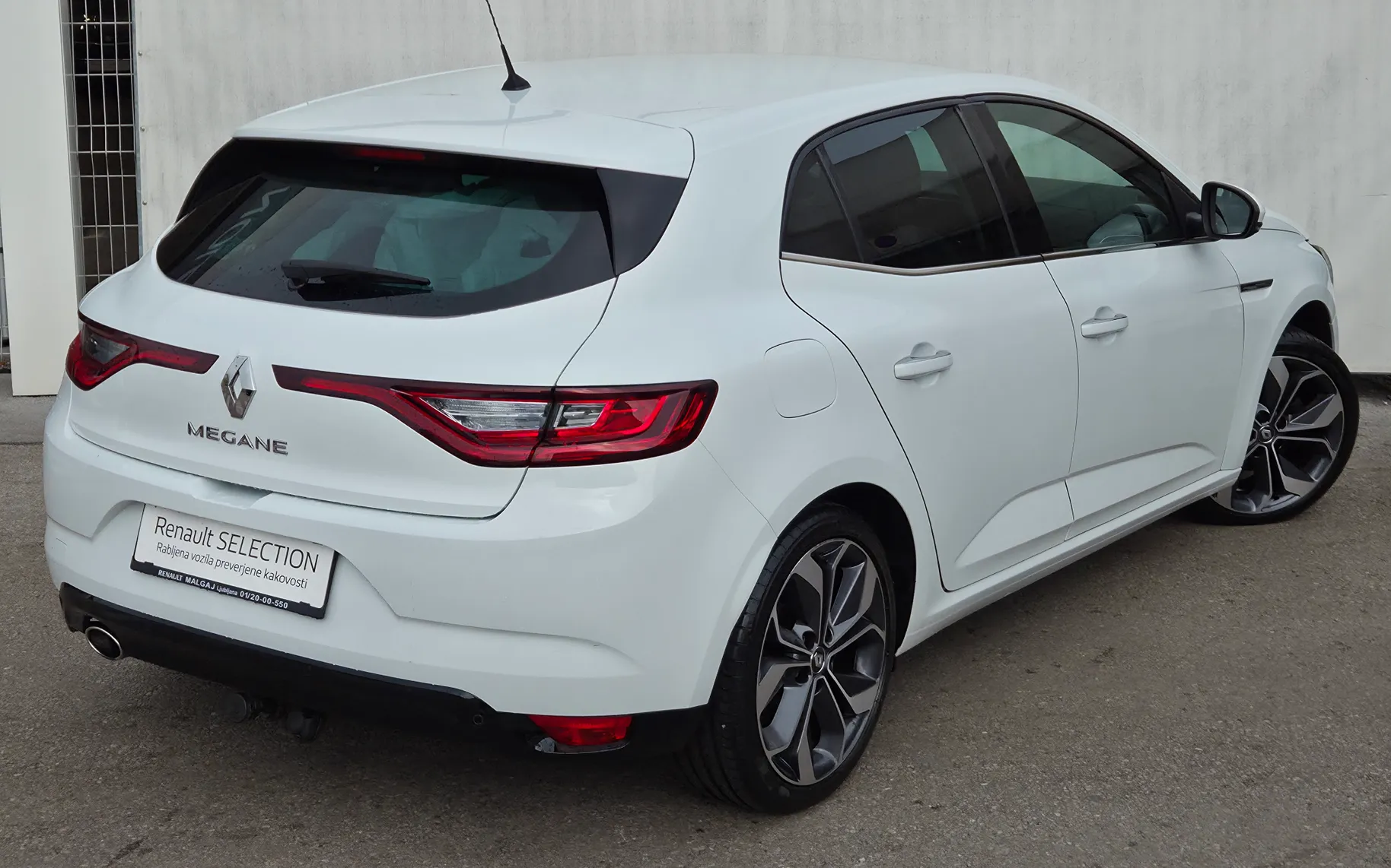 Zunanja slika - Renault Megane Limousine - Intens Berline dCi 110 Energy - 4