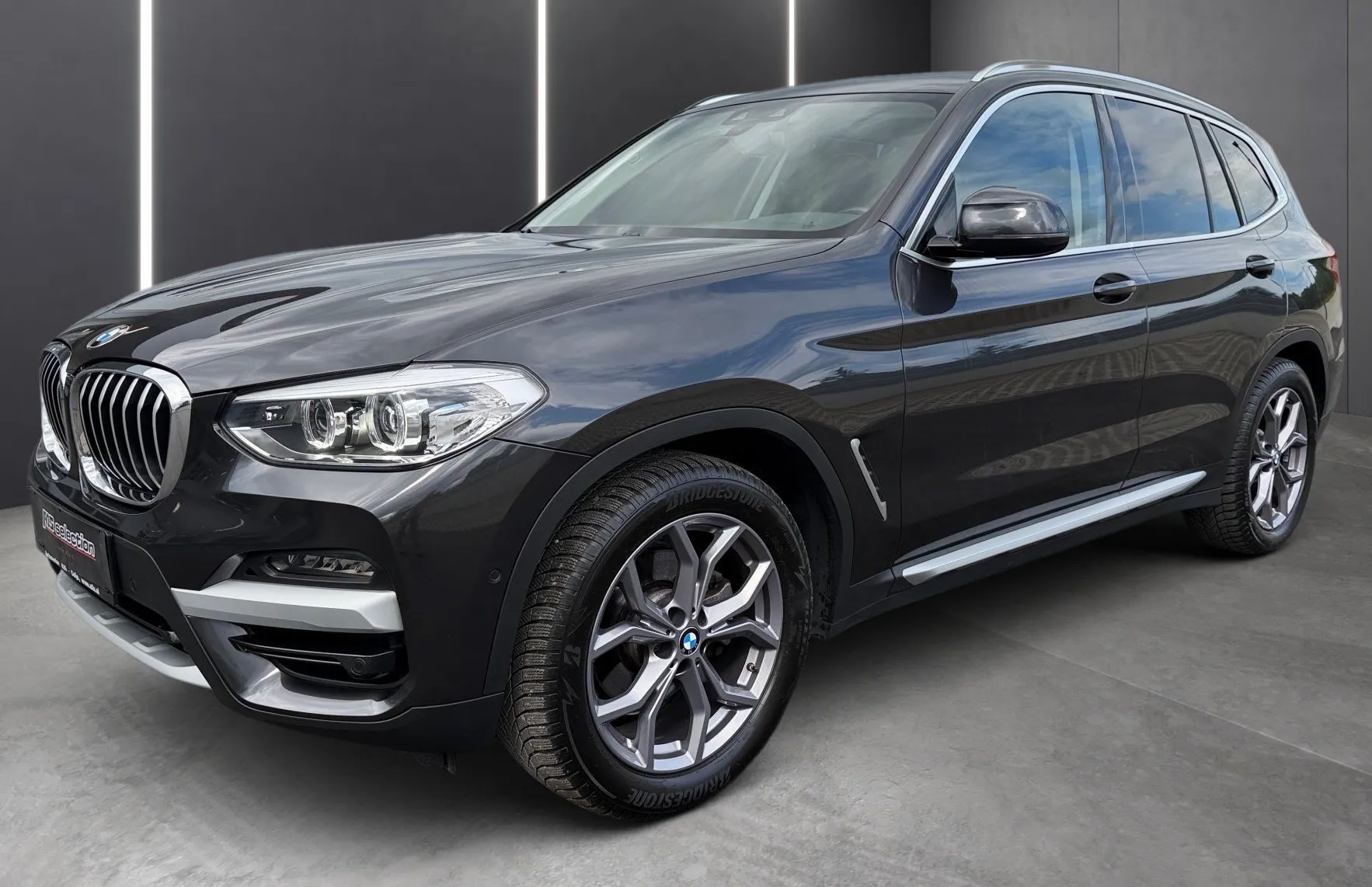 Zunanja slika - BMW X3 - serija :  xDrive 20d xLine Avt.-SLO-Kljuka-PDC-Kamera-Nav - 1