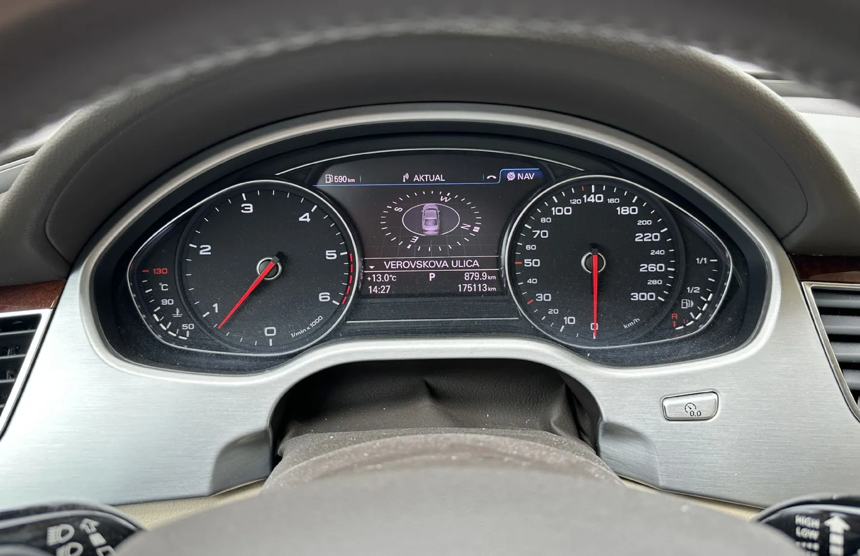 Zunanja slika - Audi A8 - 3.0 TDI quattro - 18