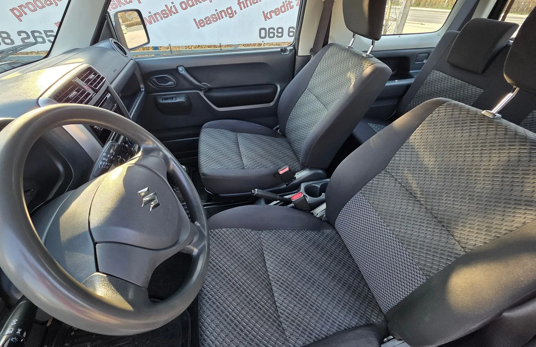 Zunanja slika - Suzuki Jimny - 1.3 VVT 4X4 CLUB ATRAKTIVEN-KLIMA-2.LASTNIK - 11