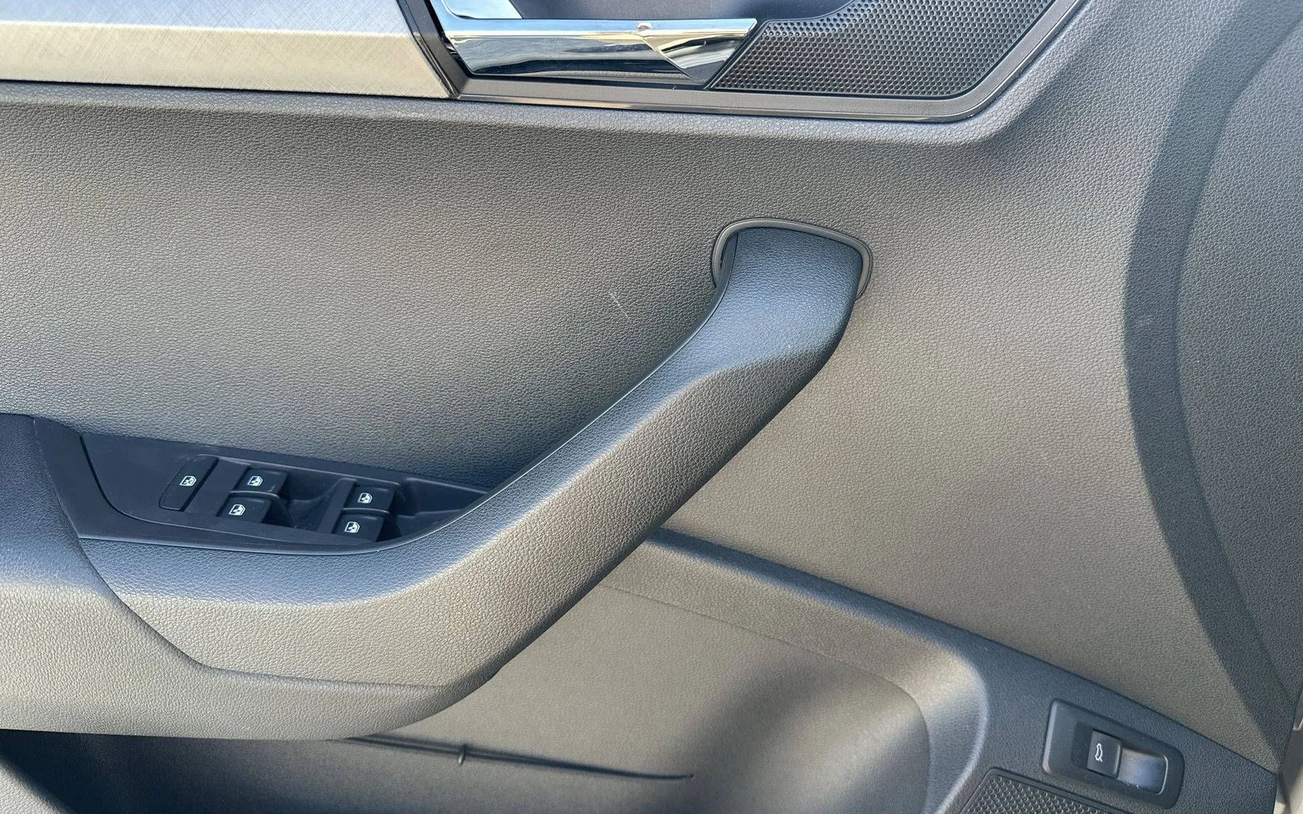 Notranja slika - Škoda Karoq - 1.5 TSI Ambition DSG - 13