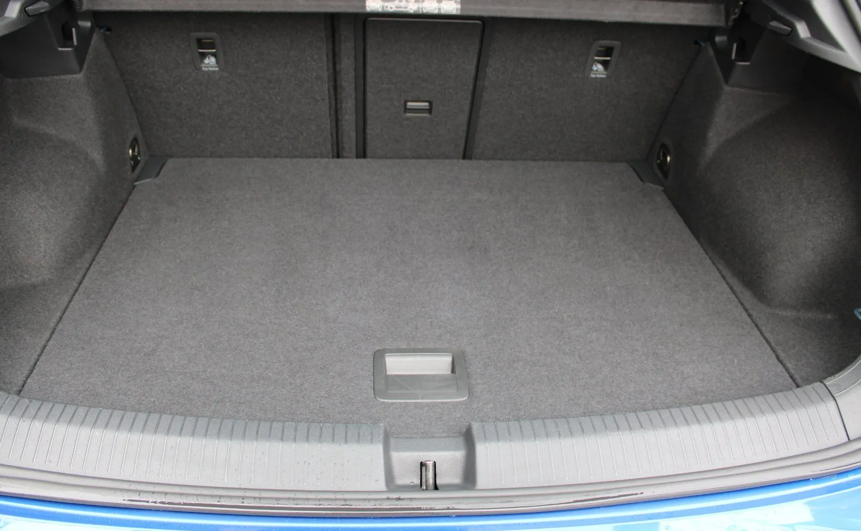 Zunanja slika - Volkswagen T-Roc - 2.0 TDI 4MOTION avt. Style 110  150  NAVI PDC ALU - 15