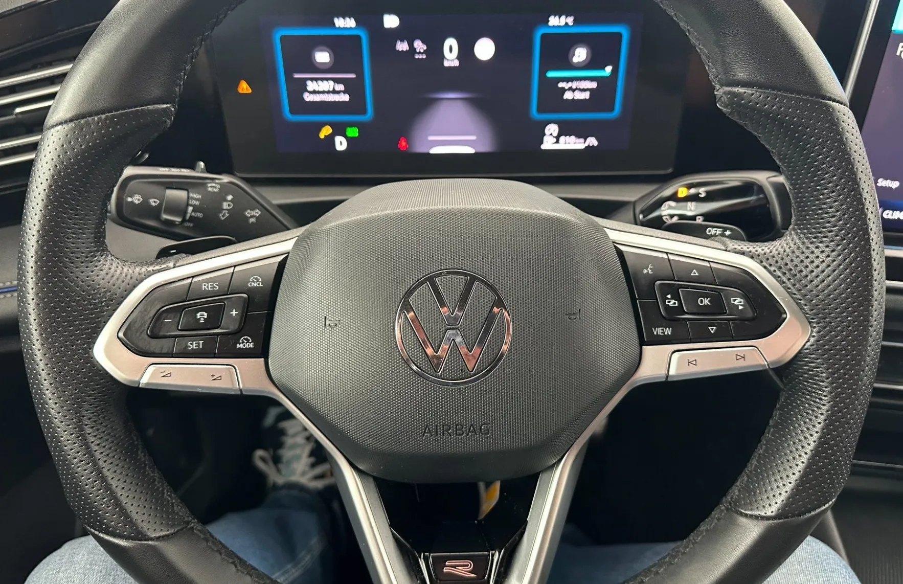 Zunanja slika - Volkswagen Tiguan - 2.0 TDI DSG R-Line 110kW.KAMERA.ACC.USNJE.LED - 10