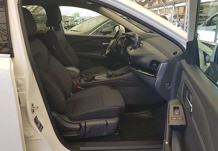 Zunanja slika - Nissan Qashqai - 1.3 DIG-T MHEV N-Connecta X-Tronic 1.LASTNIK - 8