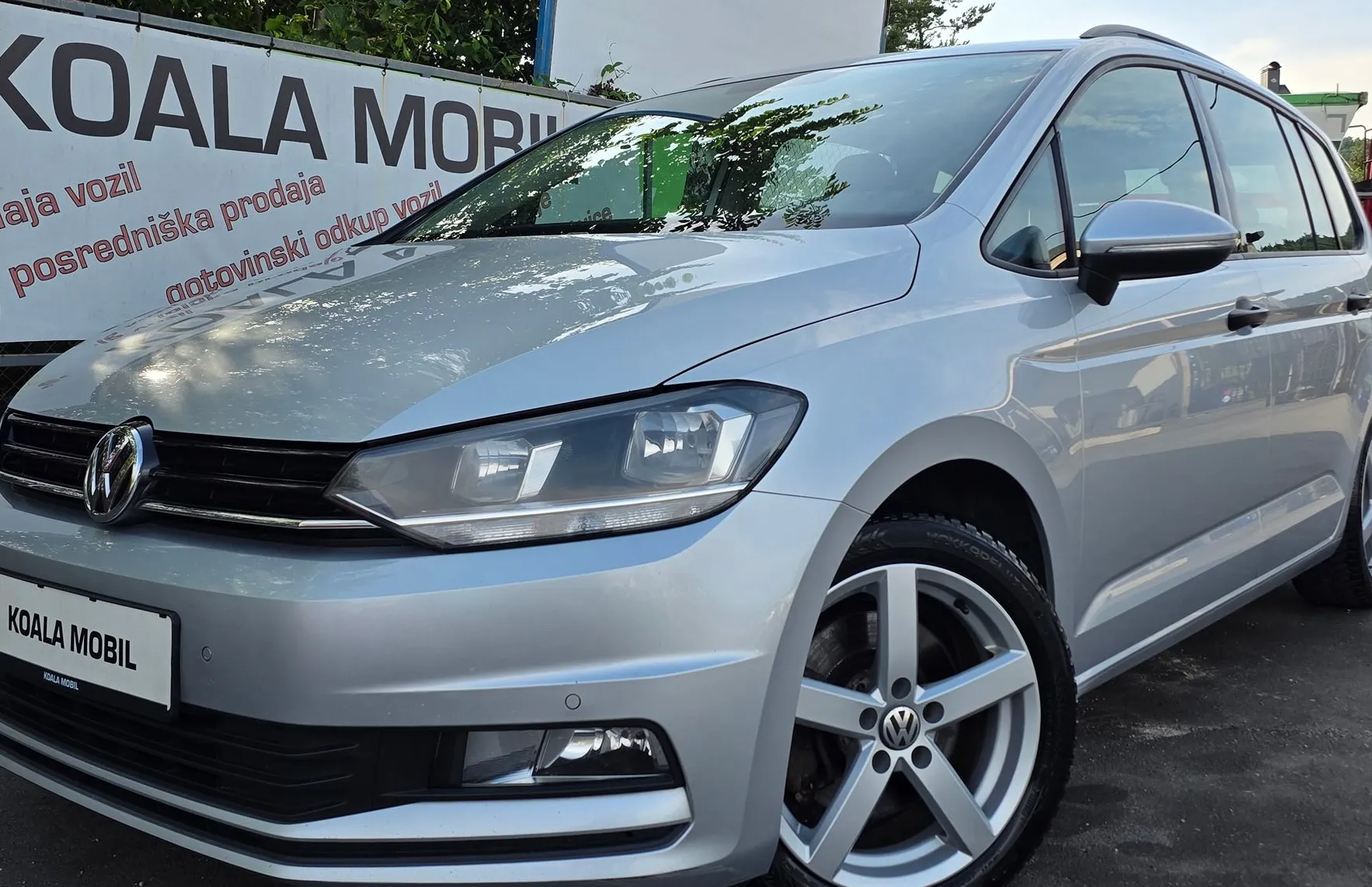 Zunanja slika - Volkswagen Touran - 1.6 TDI BMT COMFORTLINE ALU PLATIŠČA-PDC-1.LASTNIK - 17